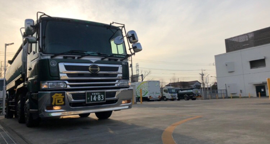 ヒラオカ石油株式会社 ドライバー募集！高収入・安定した働き方と充実の福利厚生